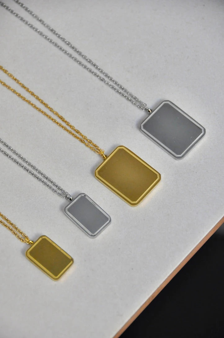 COLLARES CON COLGANTE