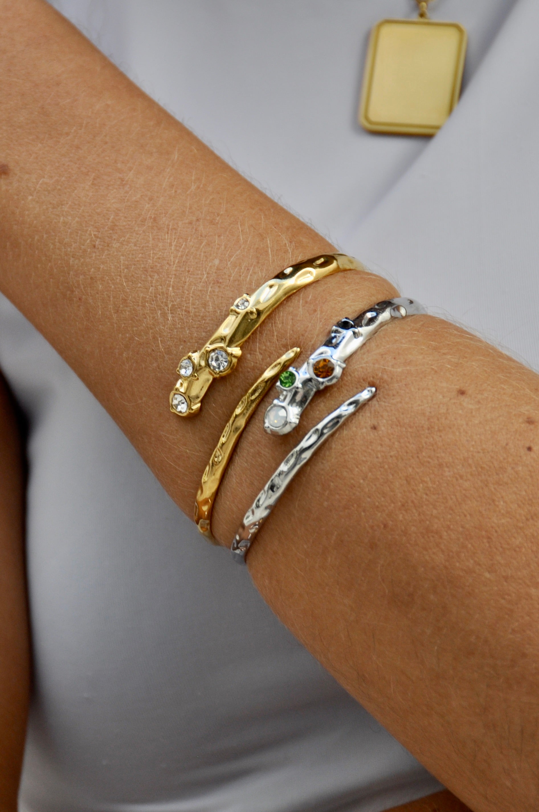 PULSERAS CON CIRCONITAS