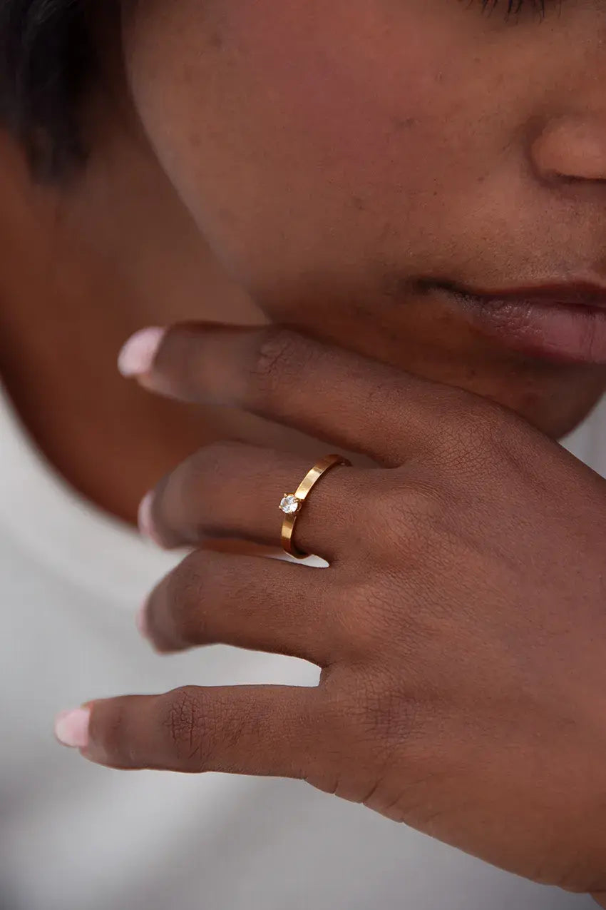 Anillo One Circon