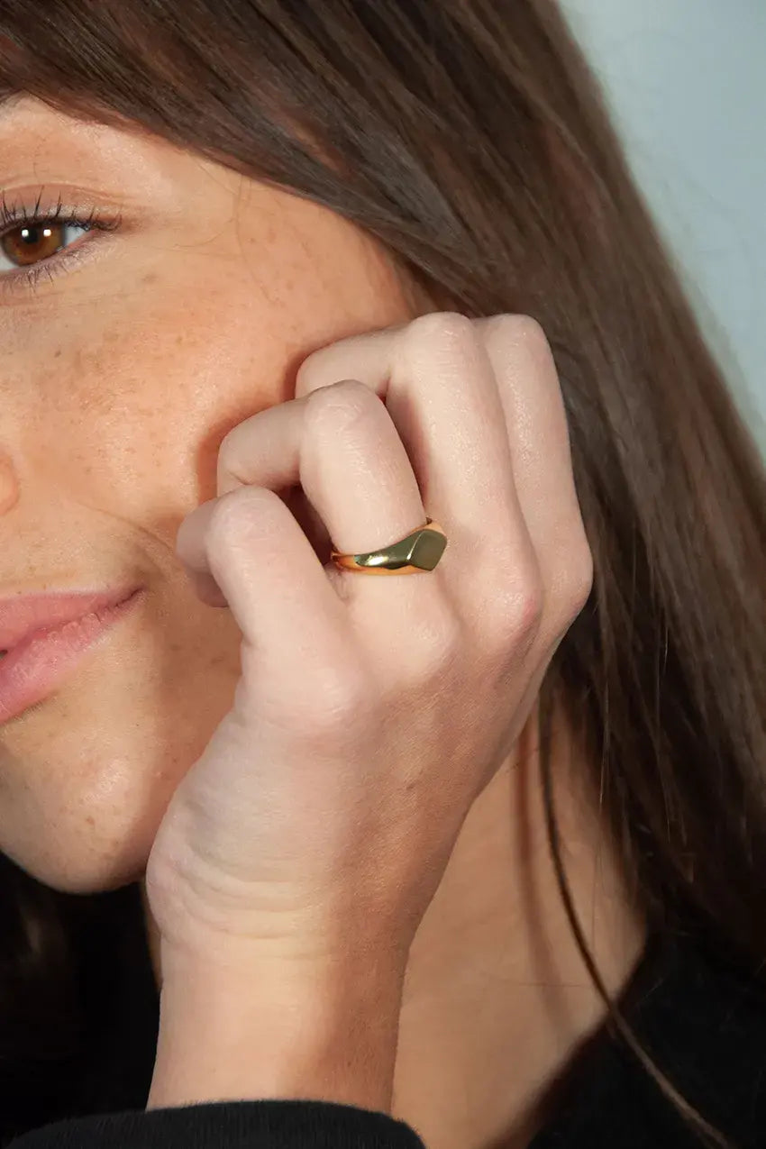 Customizable Rhombus Ring (pinky)