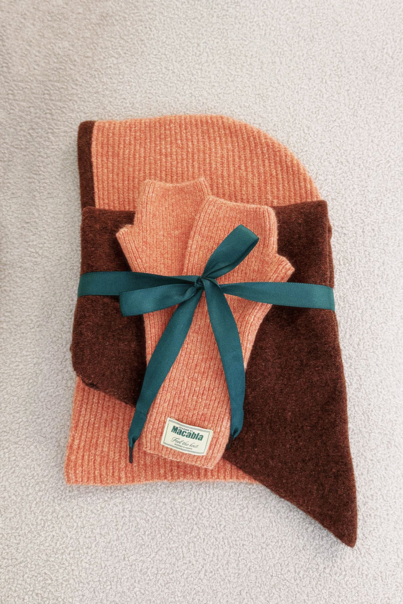 Pack : Bandana + Cagoule + Moufles