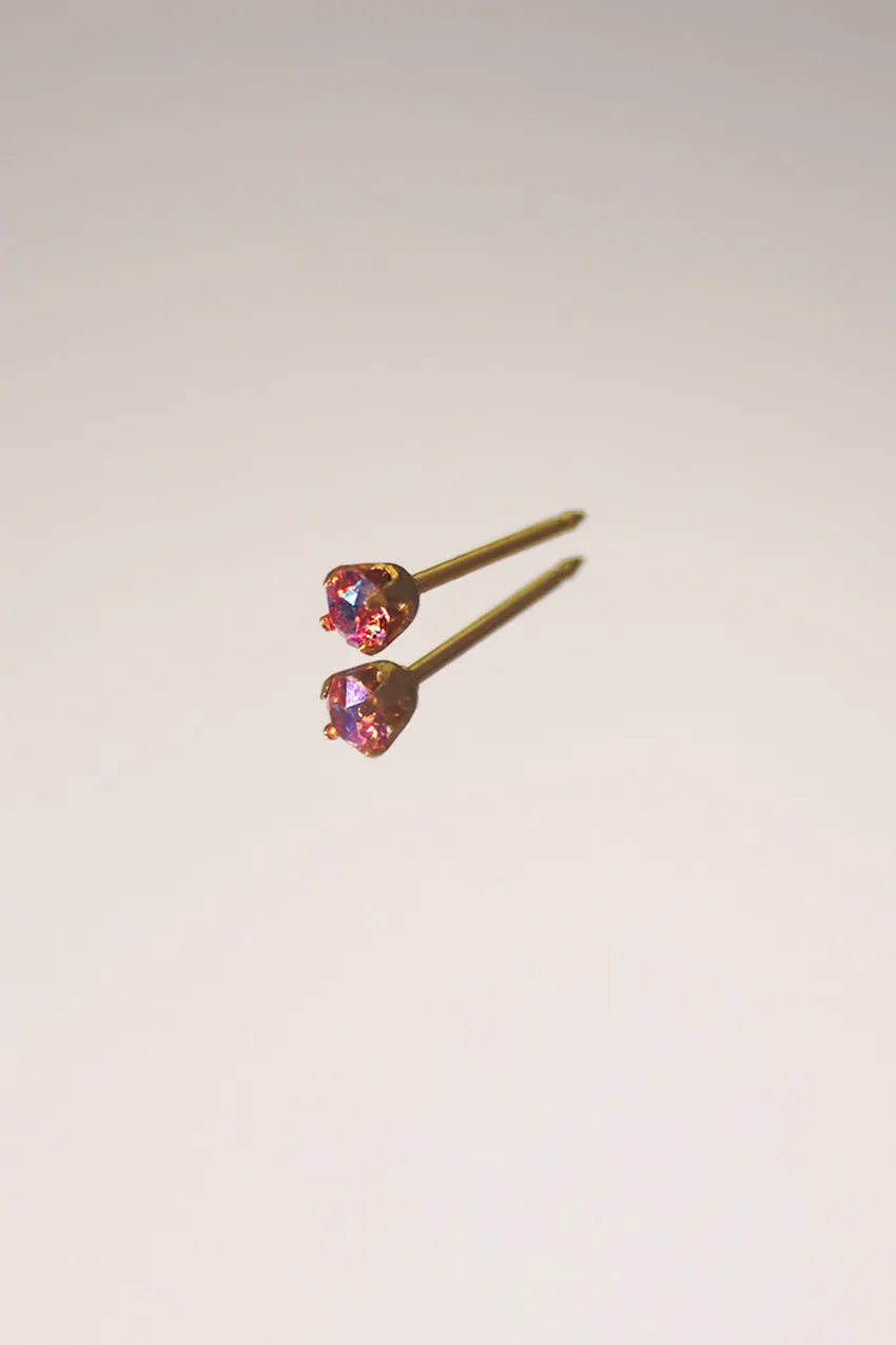 Piercing (piercing exclusively in physical shop)