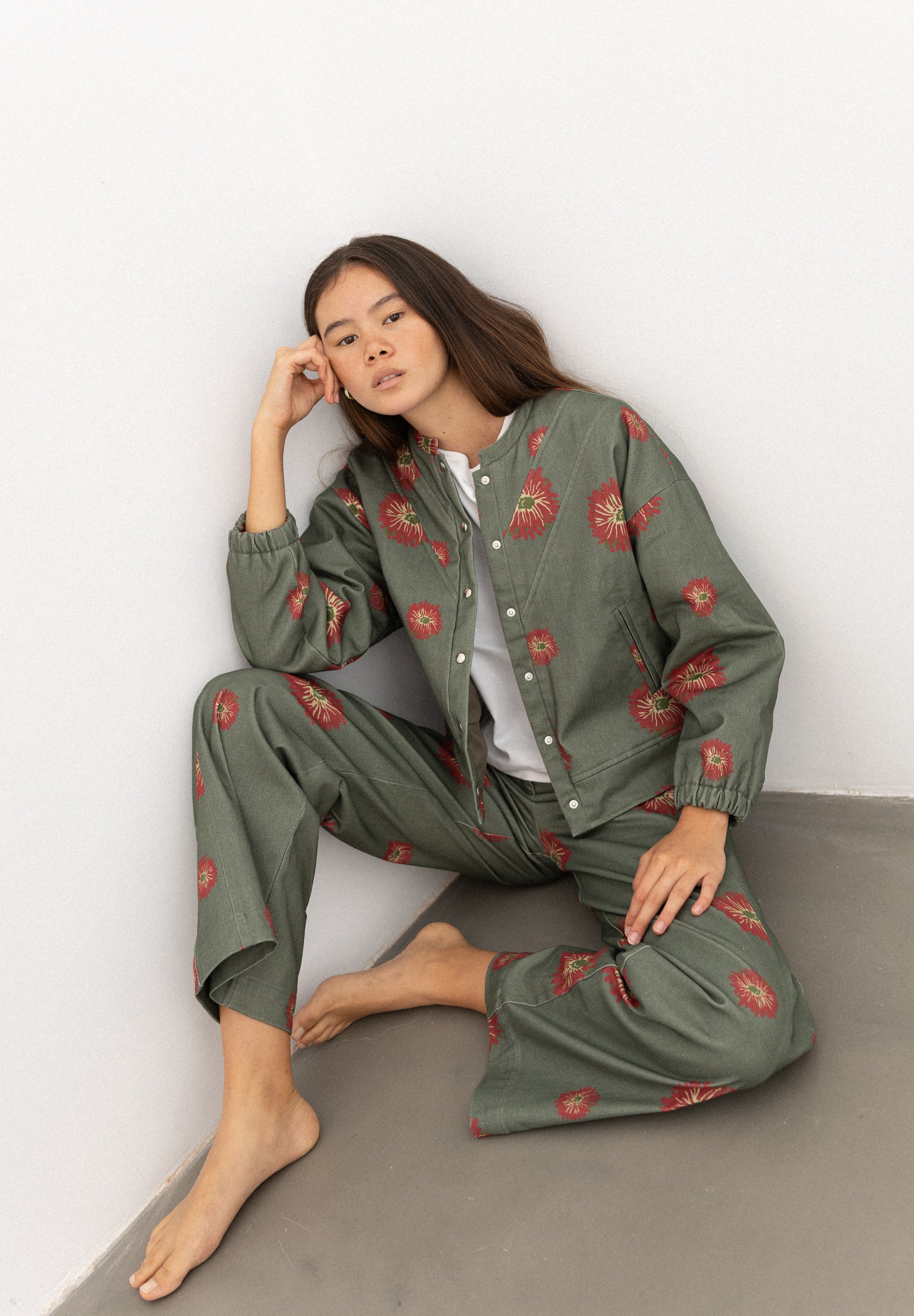 Bomber Camelia