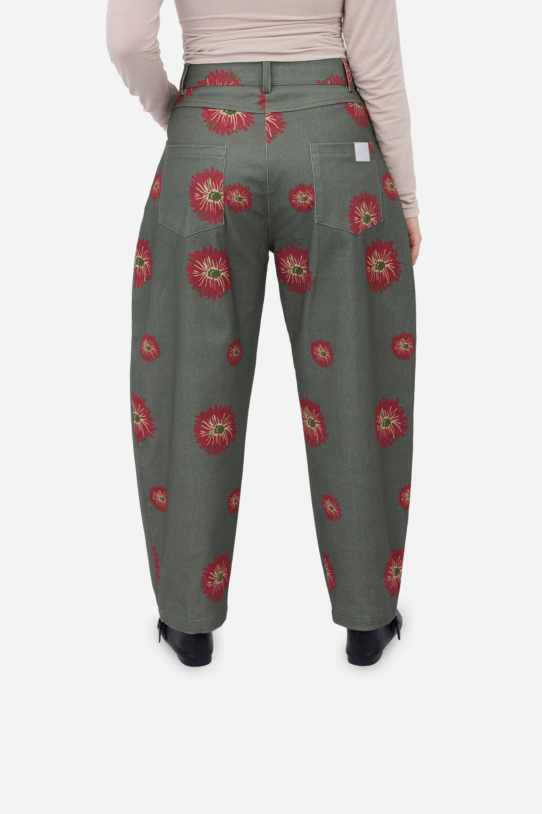 Camelia Balloon Trousers