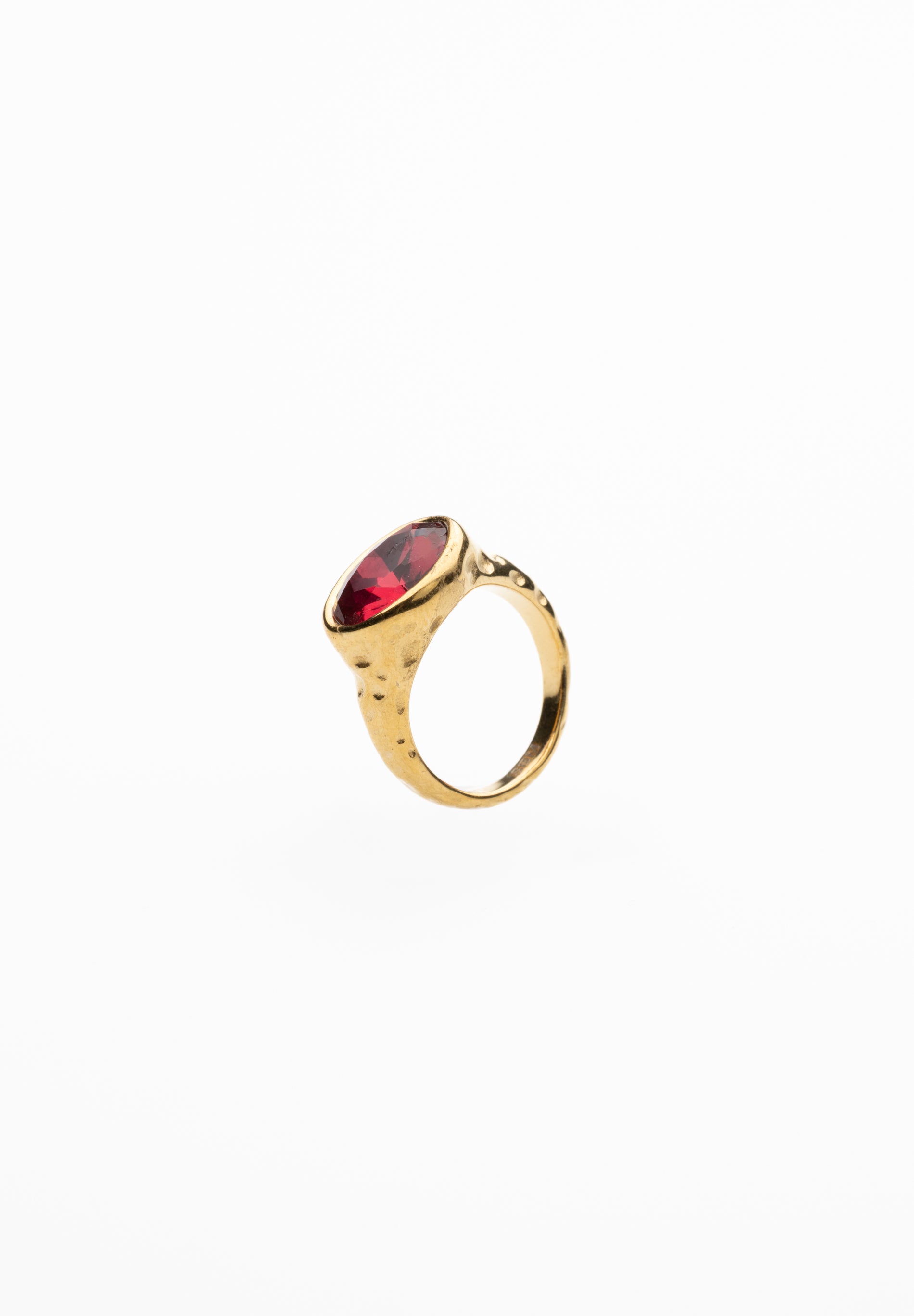 Anillo Cristal Ovalado Granate