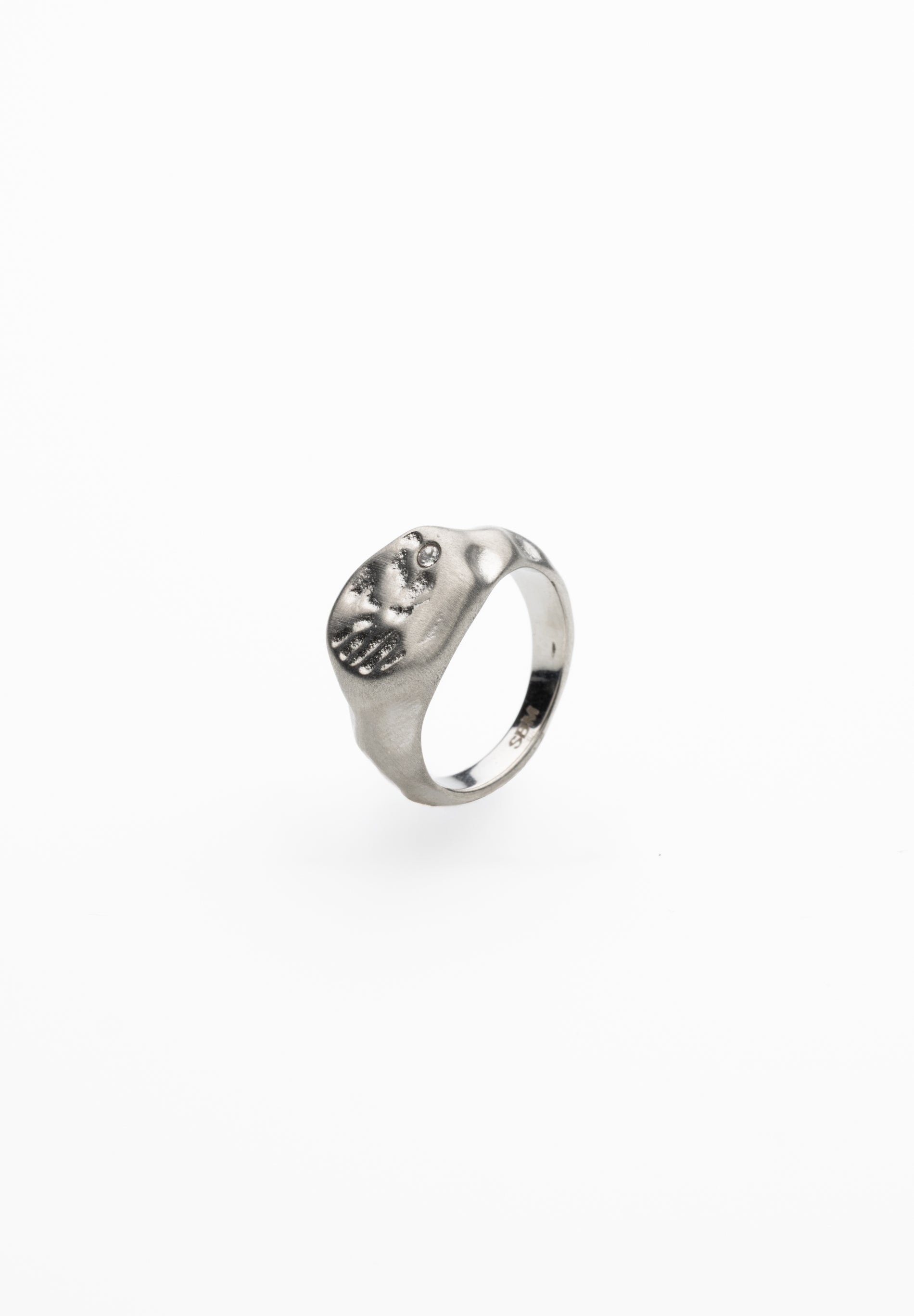 Wax Zircon Round Ring