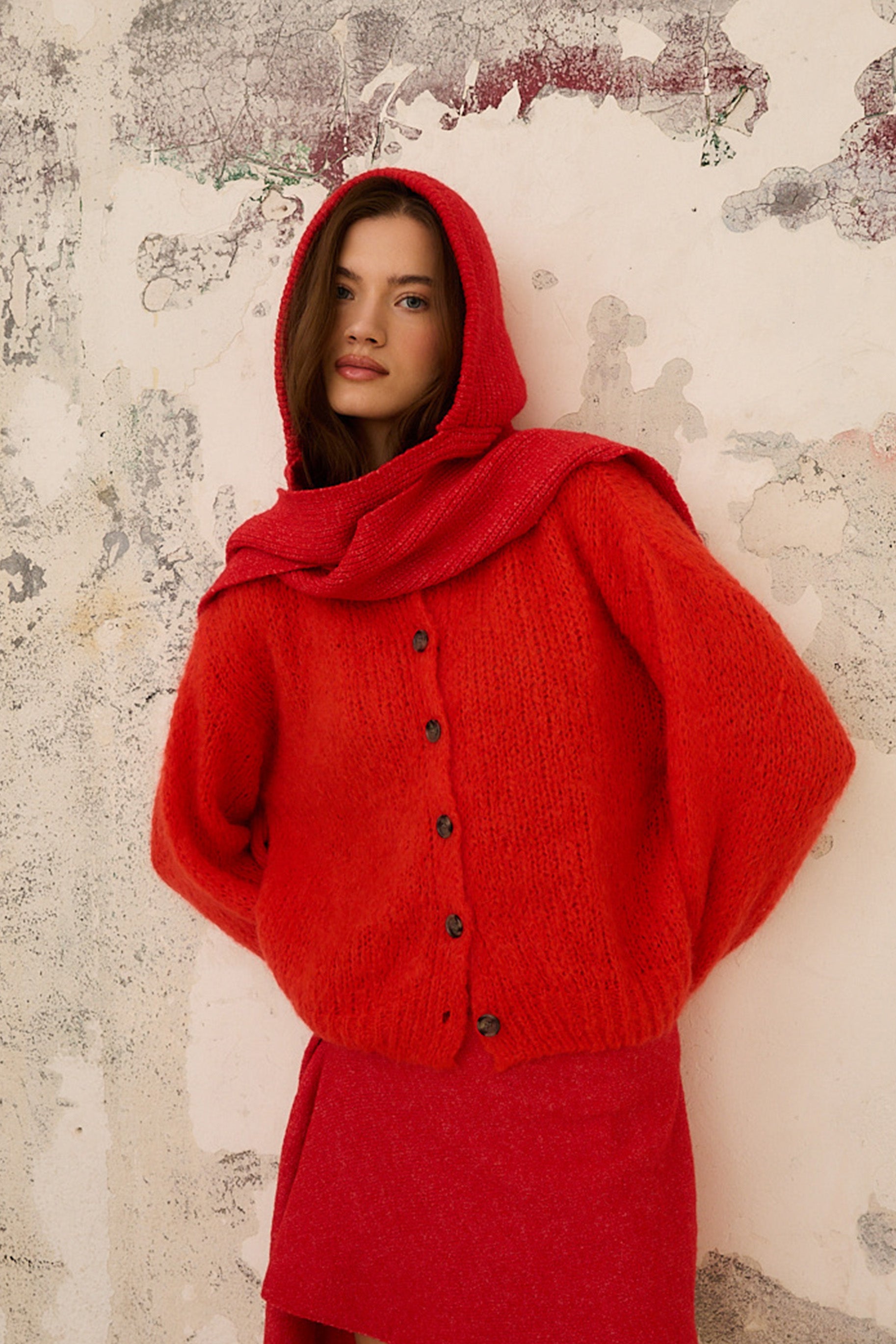 Cardigan à Boutons Rouges