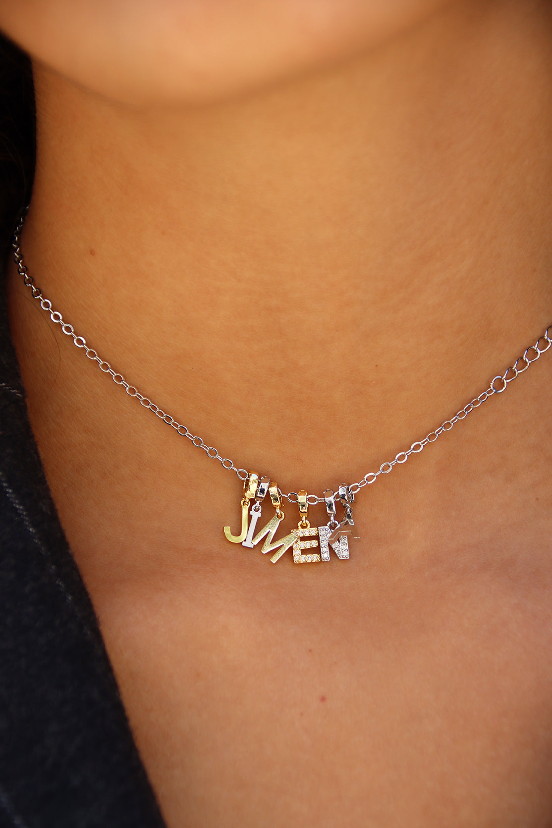Charm H