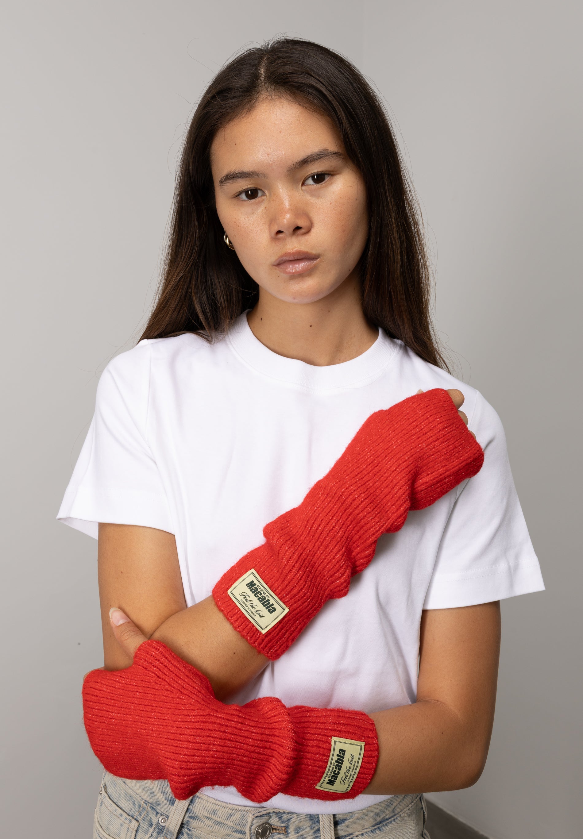 Red Mittens