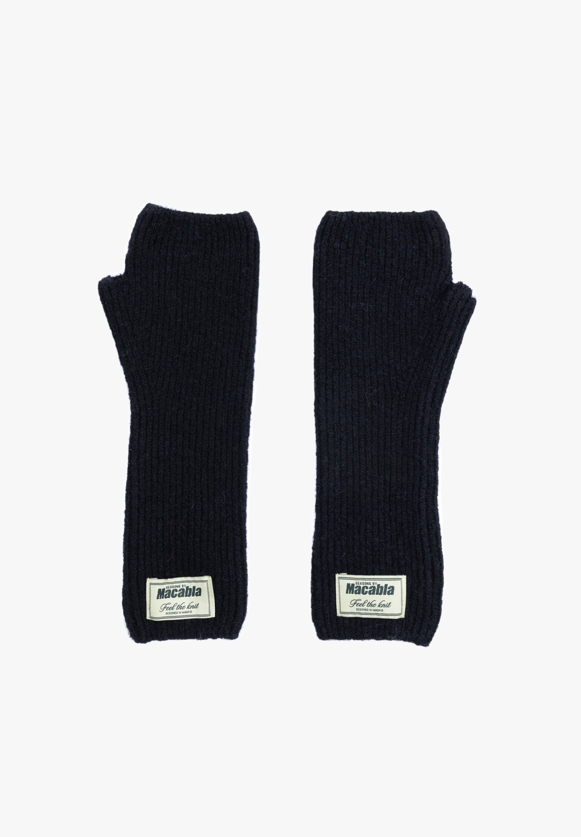 Black Mittens