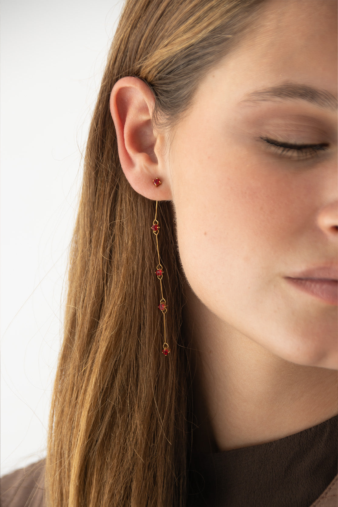 Boucles d'oreilles rouges détachables (paire)