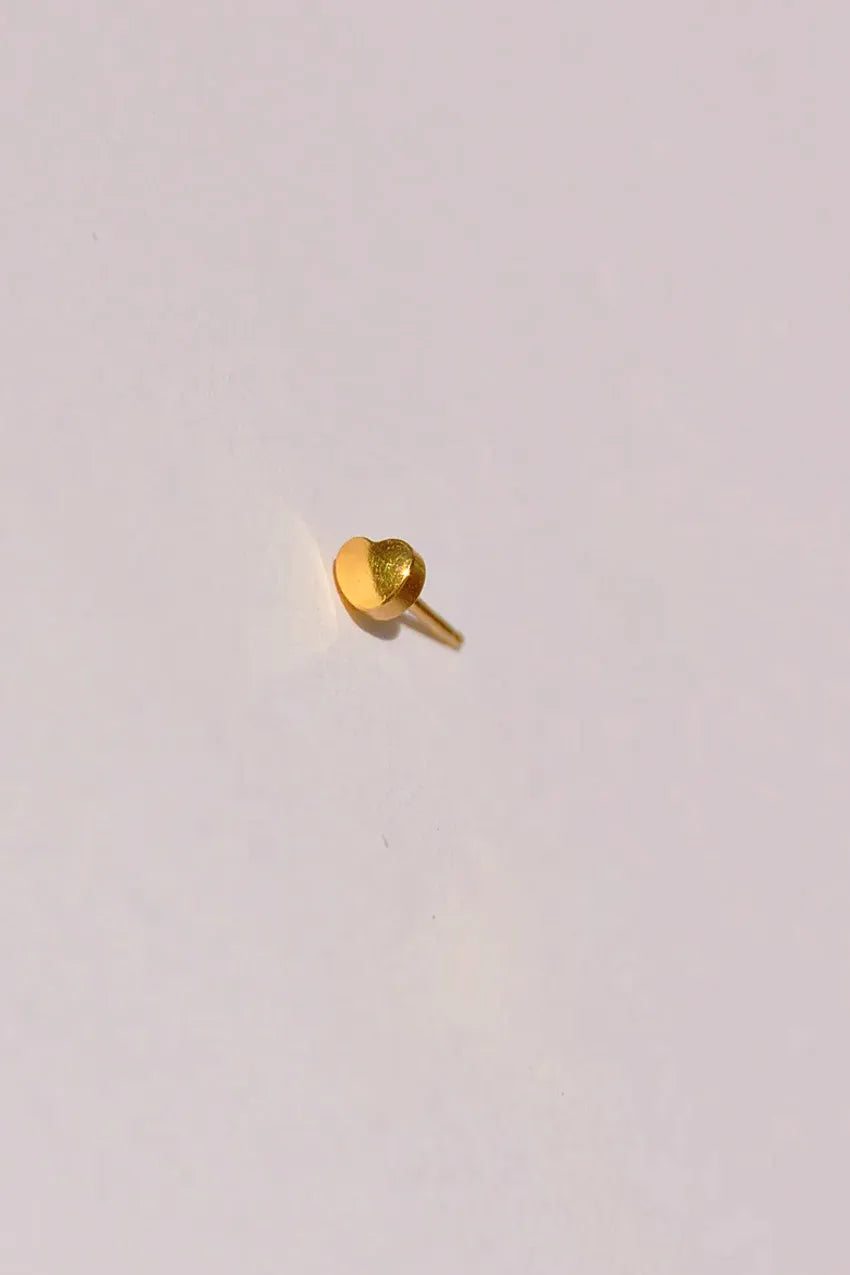 Piercing (piercing exclusively in physical shop)