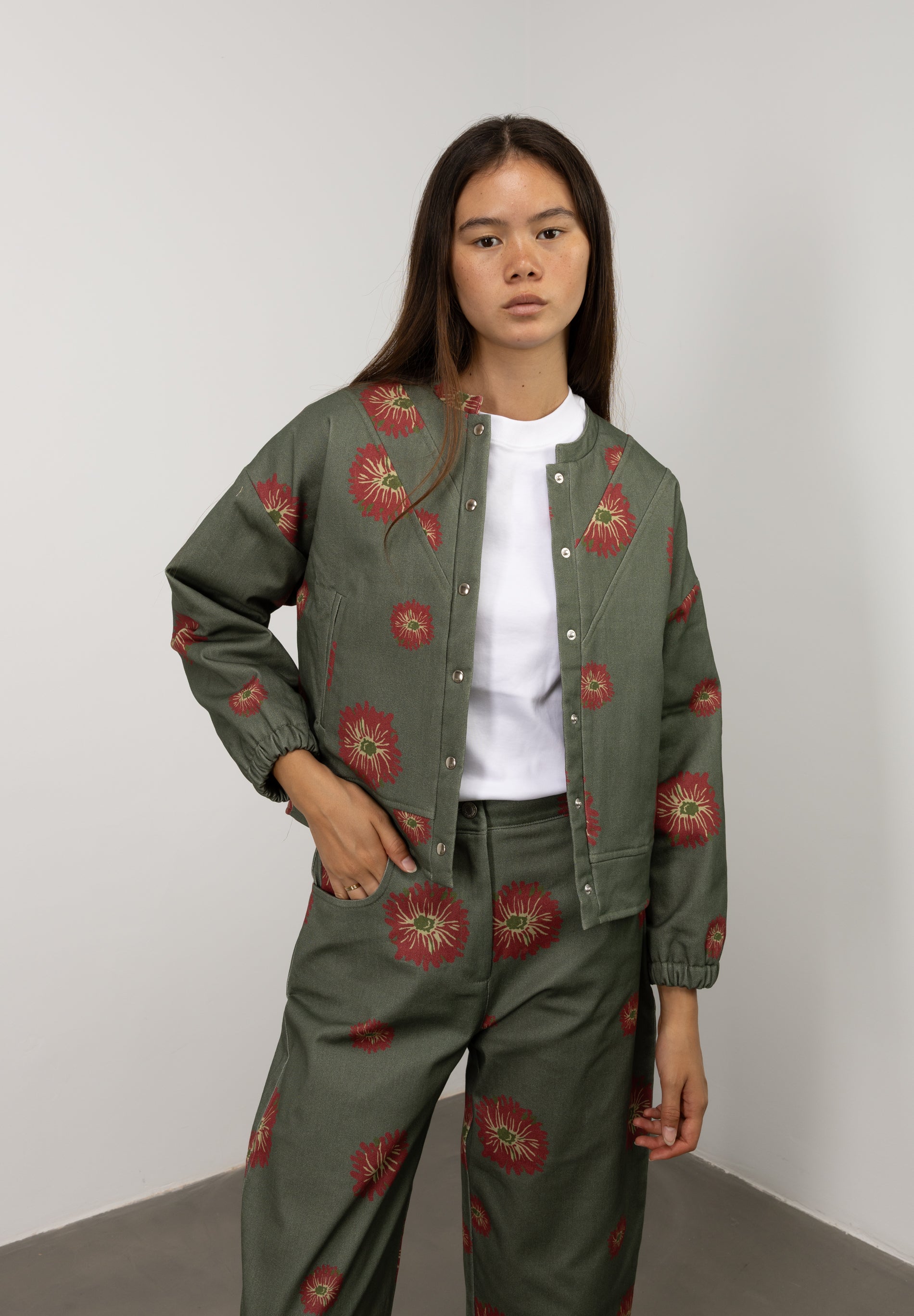 Bomber Camelia