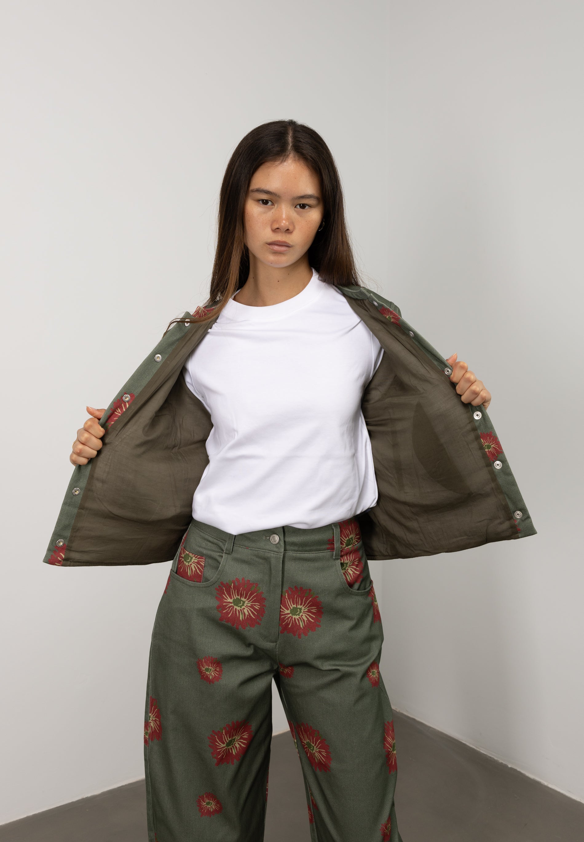 Bomber Camelia